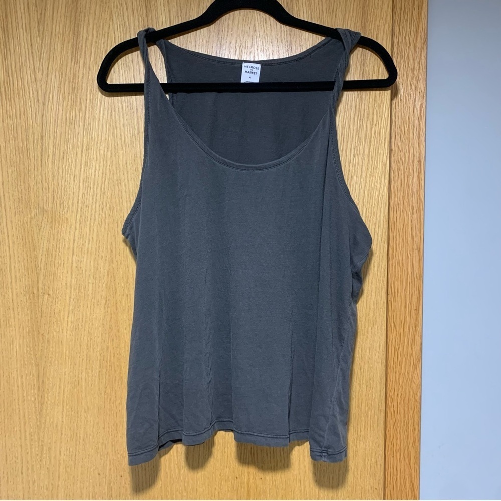 NWOT Melrose and Market Gray Twist Strap Tank - Size XL